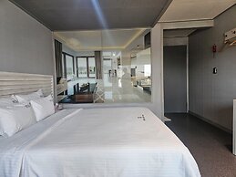 Ocean View Haute Hotel