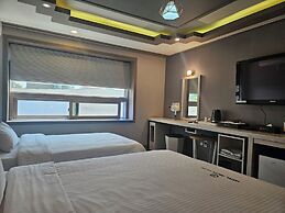 Ocean View Haute Hotel