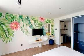 Flamingo Hai Tien Beach Resort