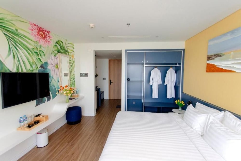 Flamingo Hai Tien Beach Resort