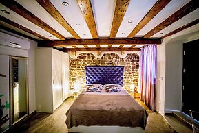 Apartment Genius Loci