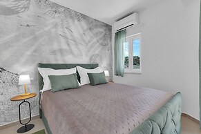 Apartment Luxury Wellness