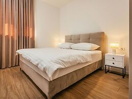 Villa Aura With Heated Pool
