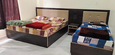 Aditya Home Stay
