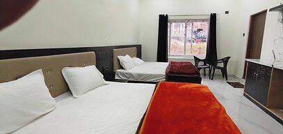 Aditya Home Stay