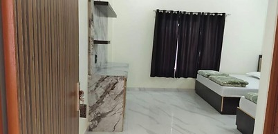 Aditya Home Stay