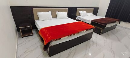 Aditya Home Stay