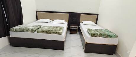 Aditya Home Stay