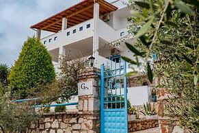 Gregory's Apartments