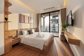 GRAND LUX by BRIO