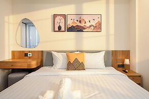 GRAND LUX by BRIO