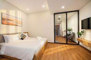 GRAND LUX by BRIO