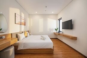 GRAND LUX by BRIO