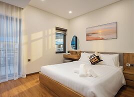 GRAND LUX by BRIO