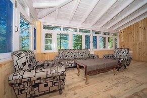 Forest Rest House Gahan