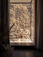 Ruoshui Mountain Retreat Holiday Inn