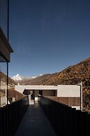 Ruoshui Mountain Retreat Holiday Inn