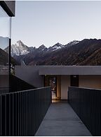Ruoshui Mountain Retreat Holiday Inn