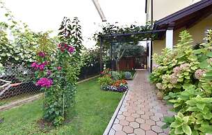 Quiet Stay With Garden View