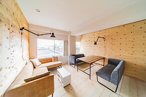 ArtBar & GuestHouse ennova - Hostel
