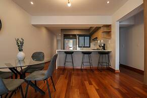 w Homey 3BR With Balcony in Miraflores