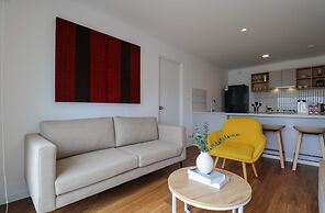 w Luxury Cozy 2BR w Balcony in Miraflores