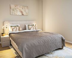 One Lux Stay 3BR / 2BA Antwerp Near Central Station