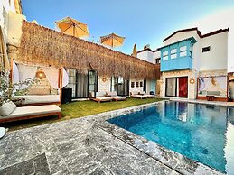 Alaçatı Paradise Hotel