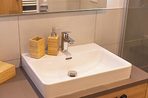 Lennis Apartments by we rent