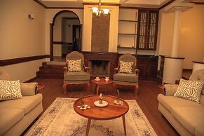 5-Bedroom Villa Facing Mt.Kenya