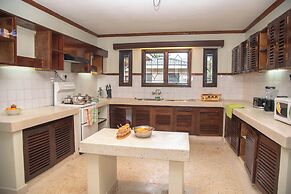 5-Bedroom Villa Facing Mt.Kenya