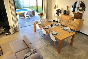 Cape Winelands Mountain View Getaway