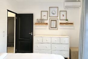 Cape Winelands Mountain View Getaway