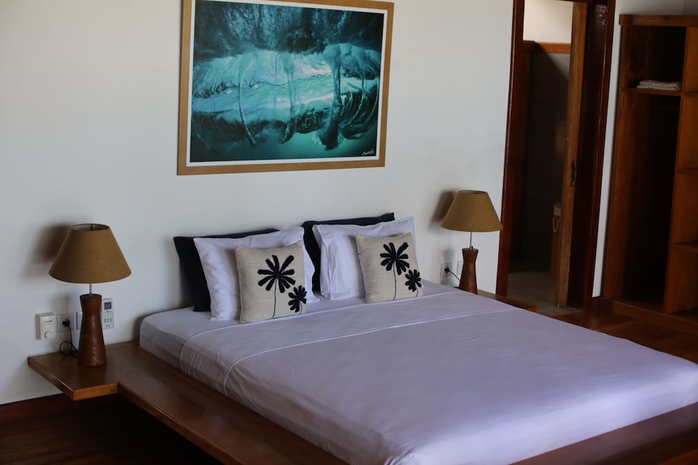 Ombak Biru Resort