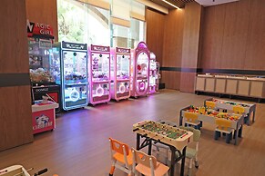 METROPARK SHENZHEN BAUHINIA