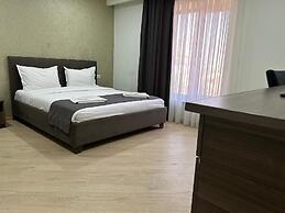 Aparan Hotel