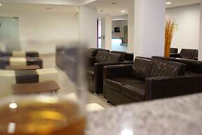 Hotel 13 de Outubro by Umbral
