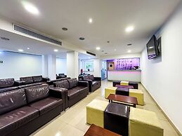 Hotel 13 de Outubro by Umbral