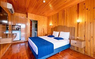 Hitit Marina Hotel & Bungalows