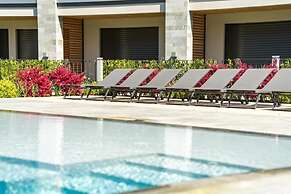 Garden Apartment C12