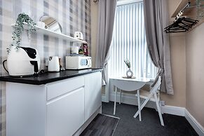 The Bayview Apart Hotel