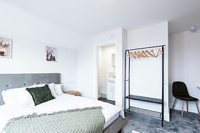 The Bayview Apart Hotel