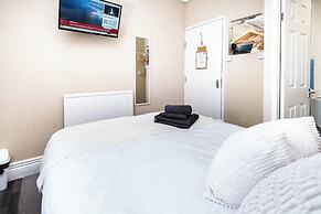 The Bayview Apart Hotel