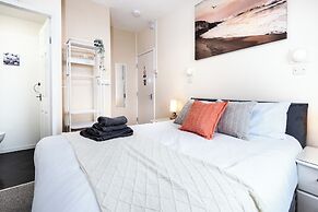 The Bayview Apart Hotel