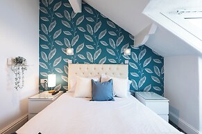The Bayview Apart Hotel