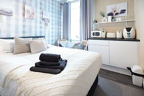 The Bayview Apart Hotel