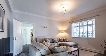 The Bayview Apart Hotel