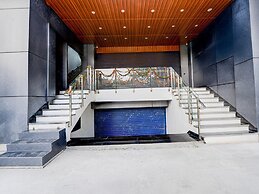 Collection O Hotel Evergreen