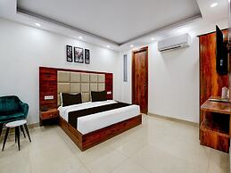 Collection O Hotel Evergreen