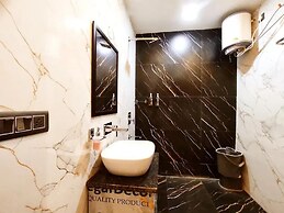 HOTEL MONDAY - Comfortable & Safe Stays